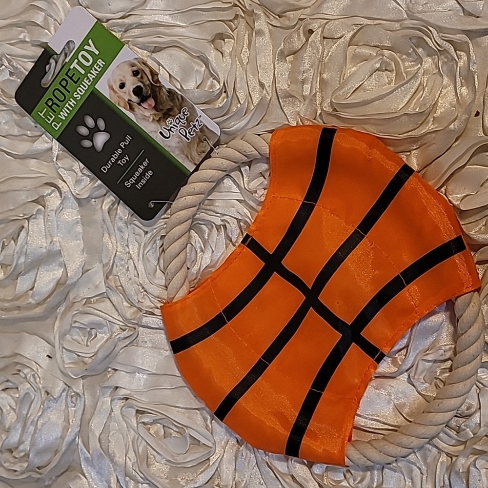 Dog Frisbee Toy Basketball Rope Toy With Squeaker New.